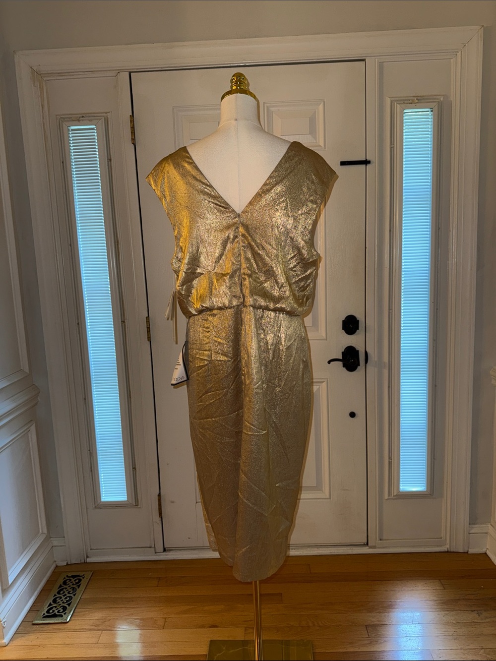 Adrianna Papell Metallic Gold V-Neck Midi Dress - Picture 6 of 6